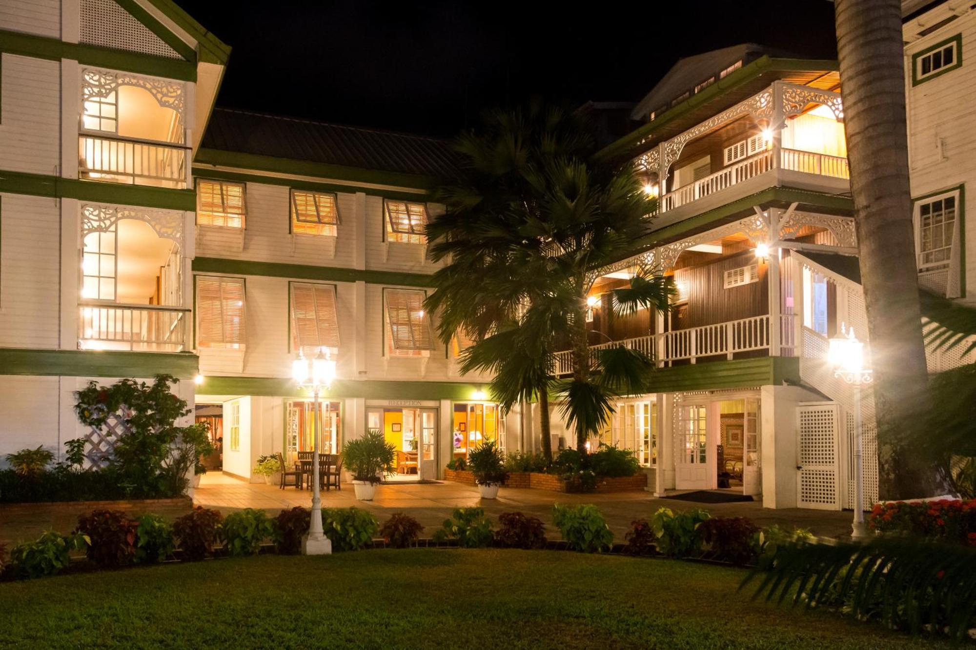 Cara Lodge Hotel Georgetown Buitenkant foto